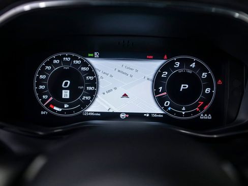 Used 2021 Jaguar F-PACE SVR image 30