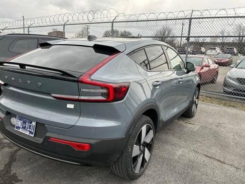Used 2023 Volvo C40 P8 Recharge Ultimate image 3