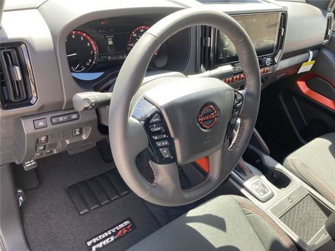 New 2026 Nissan Frontier PRO-4X w/ Pro-4x Convenience Package AWD/4WD image 12