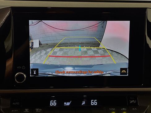 Used 2025 Toyota Camry SE FWD image 28