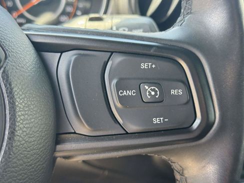 Used 2023 Jeep Wrangler Unlimited Sport w/ Sun And Sound Package AWD/4WD image 20