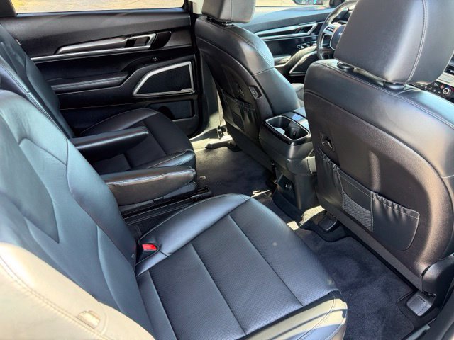 Used 2023 Kia Telluride S FWD image 46