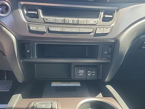 Used 2023 Honda Passport EX-L image 13