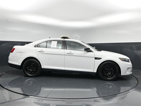 Used 2015 Ford Taurus Police Interceptor AWD image 4