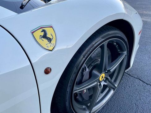 Used 2013 Ferrari 458 Spider image 25