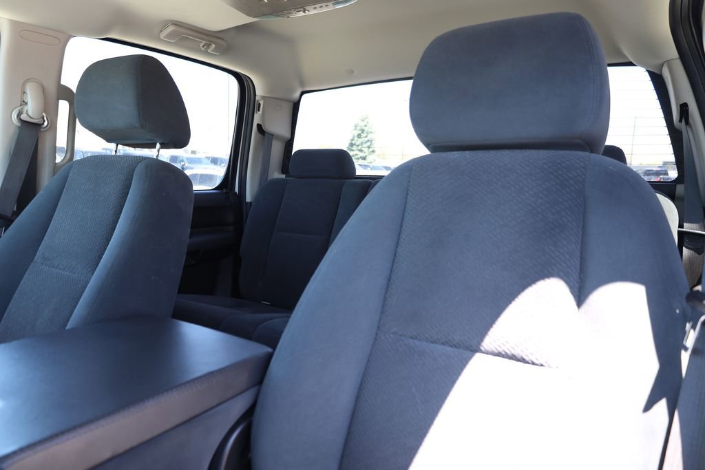 Used 2007 Chevrolet Silverado 2500 LT w/ 1LT Convenience Package AWD/4WD image 16