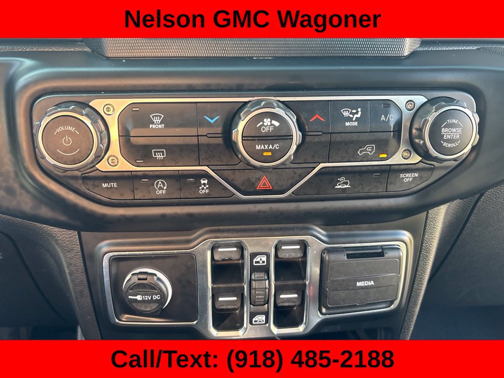 Used 2023 Jeep Gladiator Sport AWD/4WD image 24