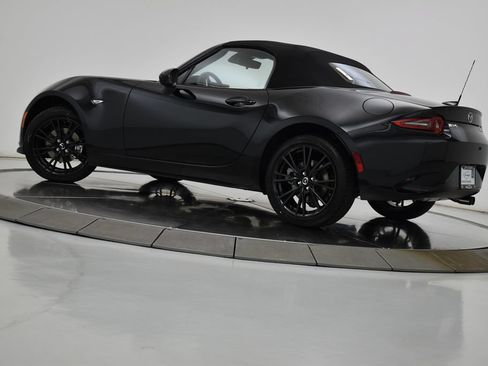 New 2026 MAZDA MX-5 Miata Club w/ Weather Package RWD image 6