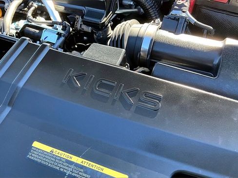 Certified 2025 Nissan Kicks SR image 29