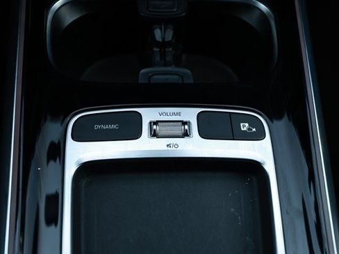 Used 2025 Mercedes-Benz GLA 250 image 19