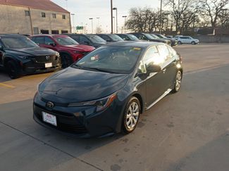 Used 2025 Toyota Corolla LE video 1