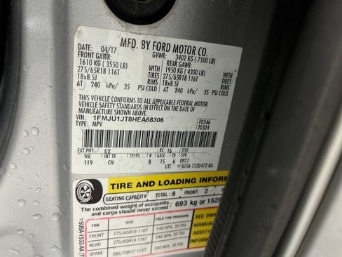 Used 2017 Ford Expedition XLT image 26