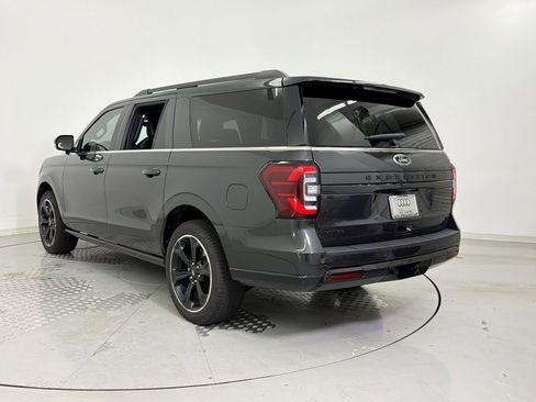 Used 2023 Ford Expedition Max Limited AWD/4WD image 3