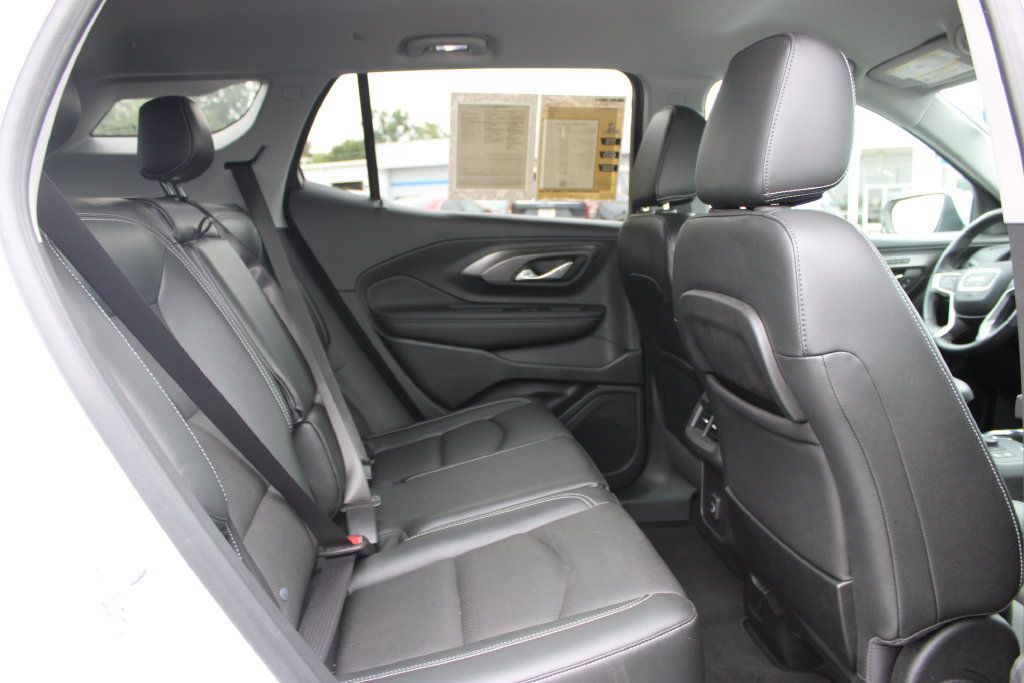 Used 2023 GMC Terrain SLT FWD image 35