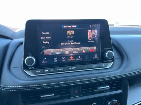 Certified 2023 Nissan Rogue SV image 23