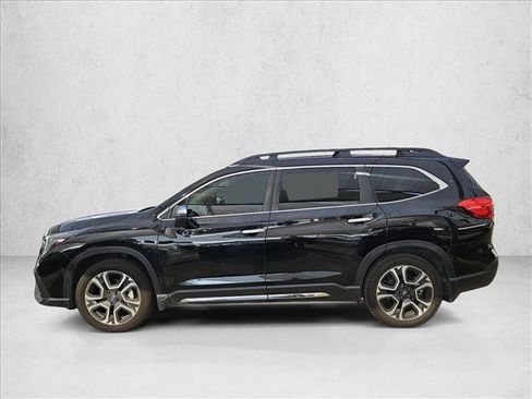 Used 2023 Subaru Ascent Touring AWD/4WD image 5