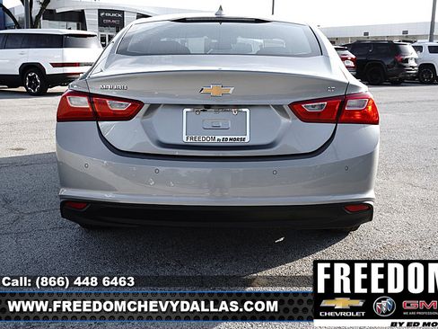 Certified 2025 Chevrolet Malibu LT FWD image 36