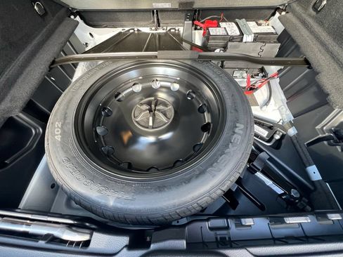 Certified 2026 Mercedes-Benz GLC 300 4MATIC image 49