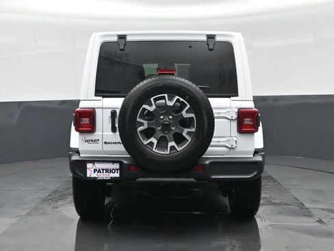 New 2026 Jeep Wrangler Sahara AWD/4WD image 21
