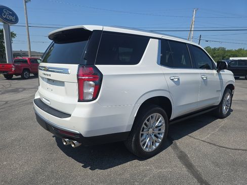 Used 2023 Chevrolet Tahoe High Country w/ Premium Package AWD/4WD image 6