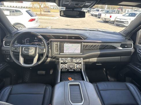 Used 2023 GMC Yukon Denali image 21
