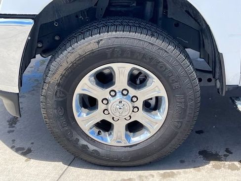 Used 2026 RAM 2500 Big Horn AWD/4WD image 5