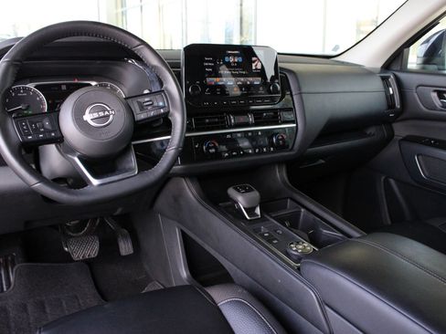 Used 2024 Nissan Pathfinder SL w/ Cargo Package AWD/4WD image 20