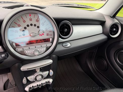 Used 2009 MINI Cooper Hardtop FWD image 8