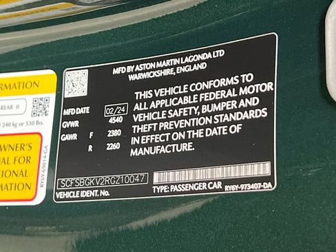 Used 2024 Aston Martin Valour RWD image 32