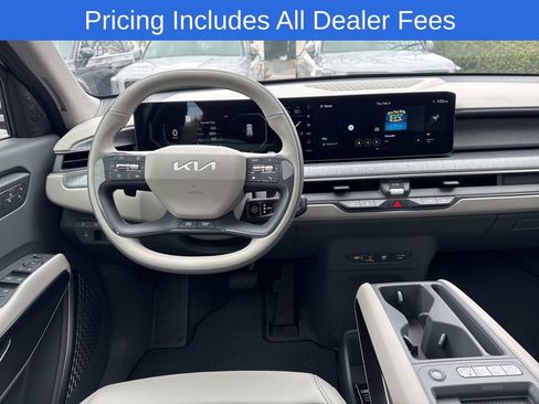 New 2026 Kia EV9 Wind AWD/4WD image 2