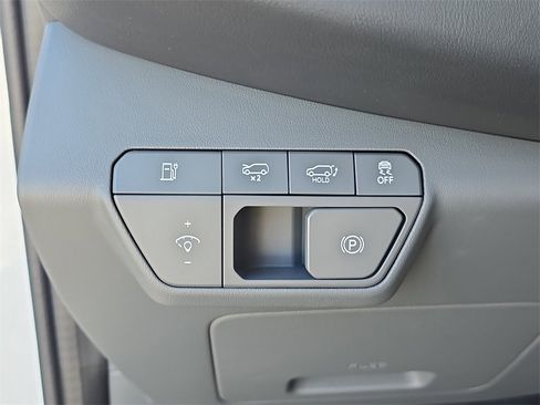 New 2026 Kia EV9 Wind image 30