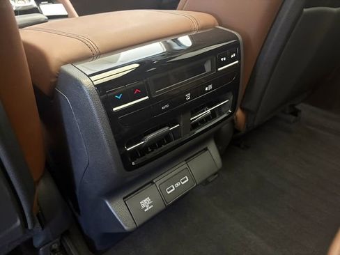 Certified 2023 Acura MDX SH-AWD w/ Technology Package image 23