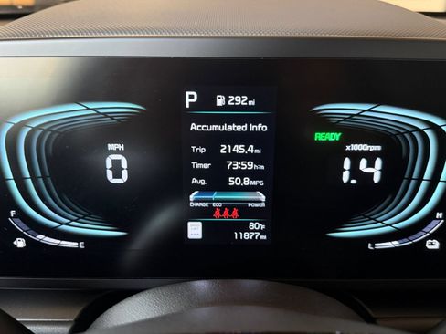 Used 2026 Kia Niro LX FWD image 34