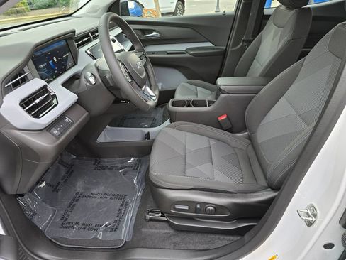 New 2027 Chevrolet Bolt LT w/ Comfort Package FWD image 23
