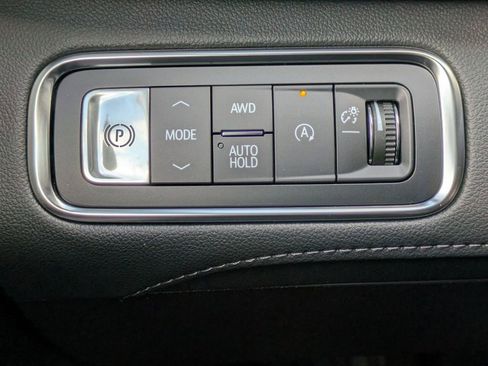 New 2026 Buick Enclave Preferred w/ Power Package AWD/4WD image 23