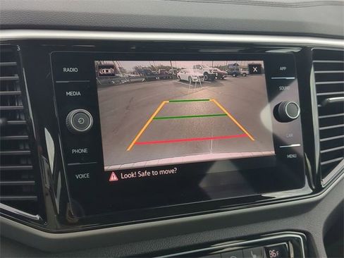 Used 2023 Volkswagen Atlas SE w/ Black Wheel Package image 19