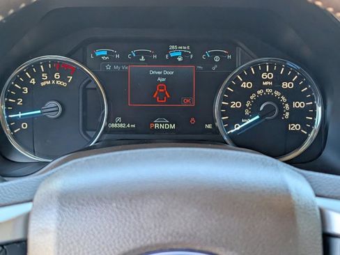 Used 2020 Ford F150 Lariat w/ Equipment Group 502A Luxury image 22