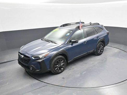 Used 2025 Subaru Outback Onyx Edition AWD/4WD image 30