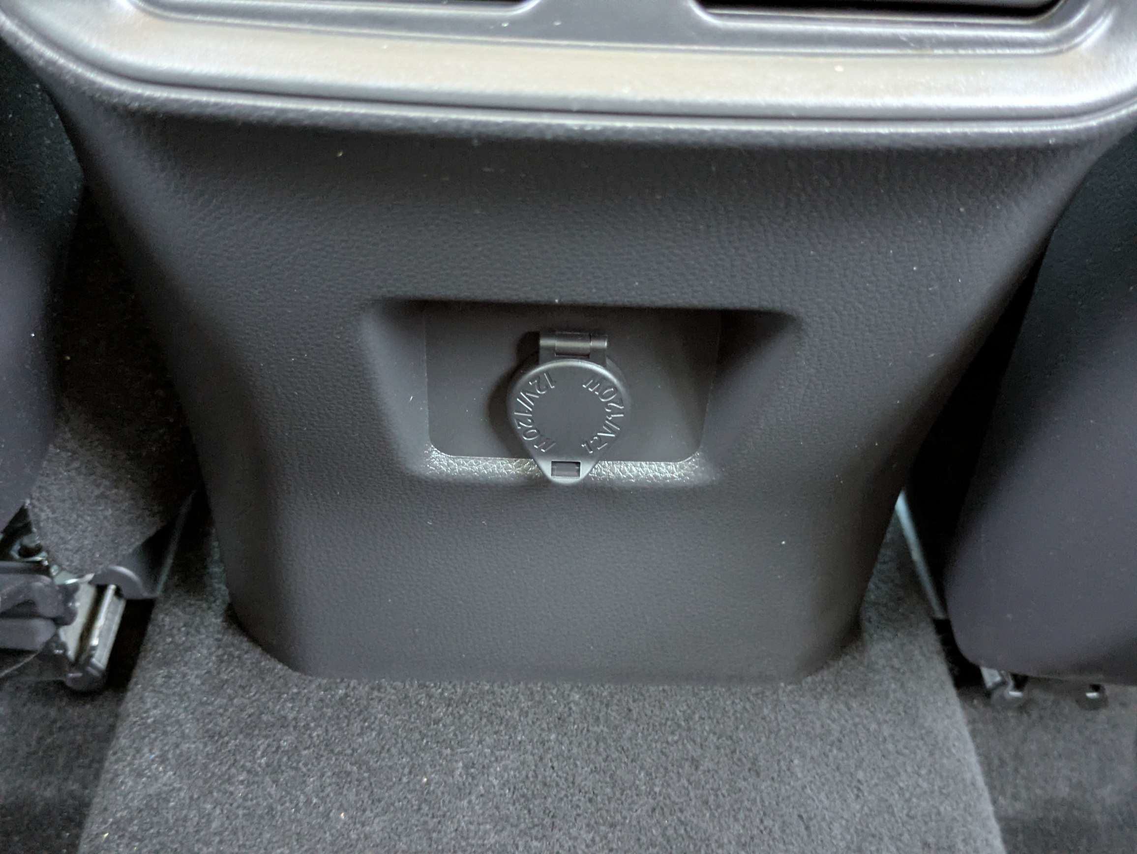 Used 2019 Toyota RAV4 LE w/ Protection Package AWD/4WD image 31