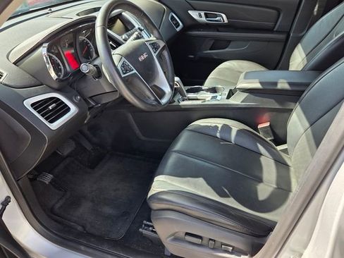Used 2015 GMC Terrain SLT w/ Chrome Appearance Package FWD image 8