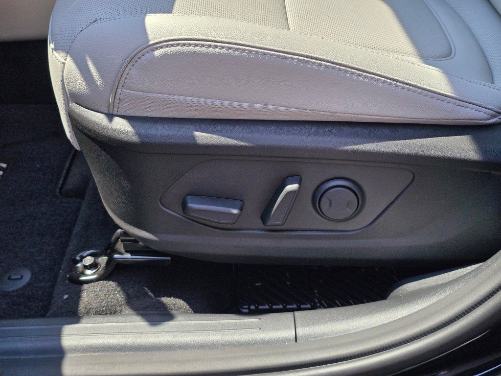 New 2026 Hyundai Tucson Limited AWD/4WD image 21