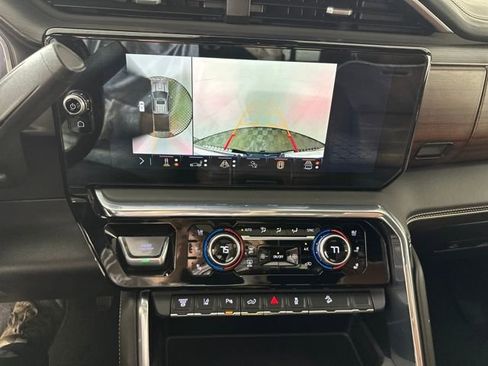 Used 2024 GMC Sierra 2500 Denali Ultimate image 22