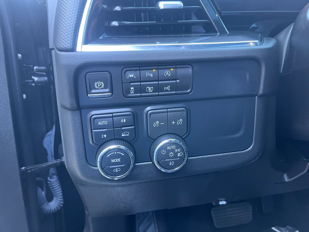 Used 2026 Chevrolet Tahoe RST w/ RST Capability Package AWD/4WD image 37