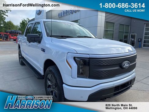 New 2025 Ford F150 Lightning Flash AWD/4WD image 1