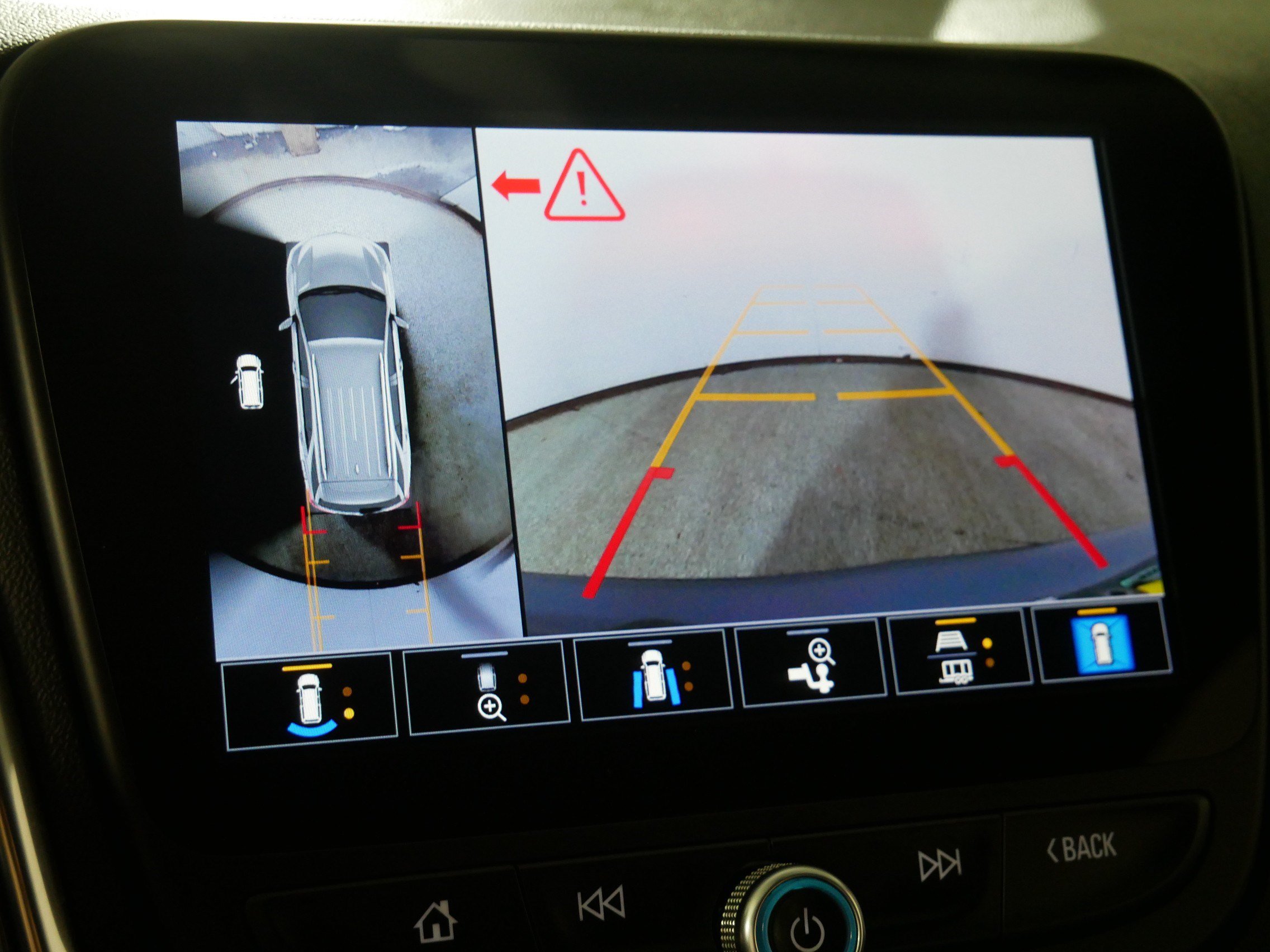 Used 2024 Chevrolet Equinox LT AWD/4WD image 33