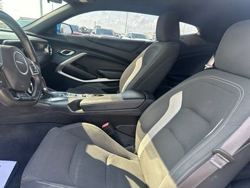 Used 2017 Chevrolet Camaro SS RWD image 27
