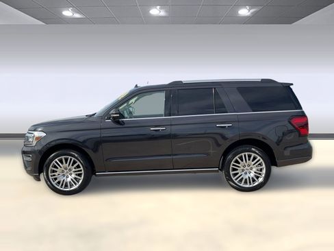 Used 2024 Ford Expedition Limited image 2