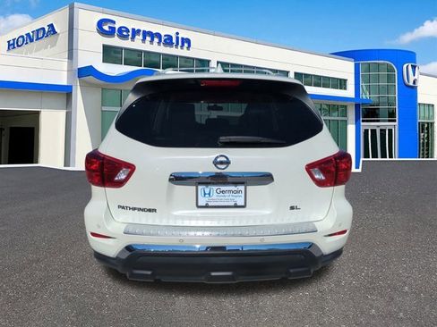 Used 2020 Nissan Pathfinder SL image 6