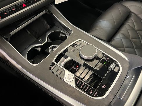 New 2026 BMW X7 xDrive40i AWD/4WD image 17