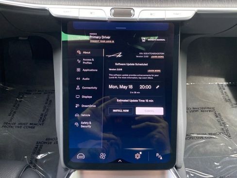 Used 2025 Lucid Air Touring AWD/4WD image 34